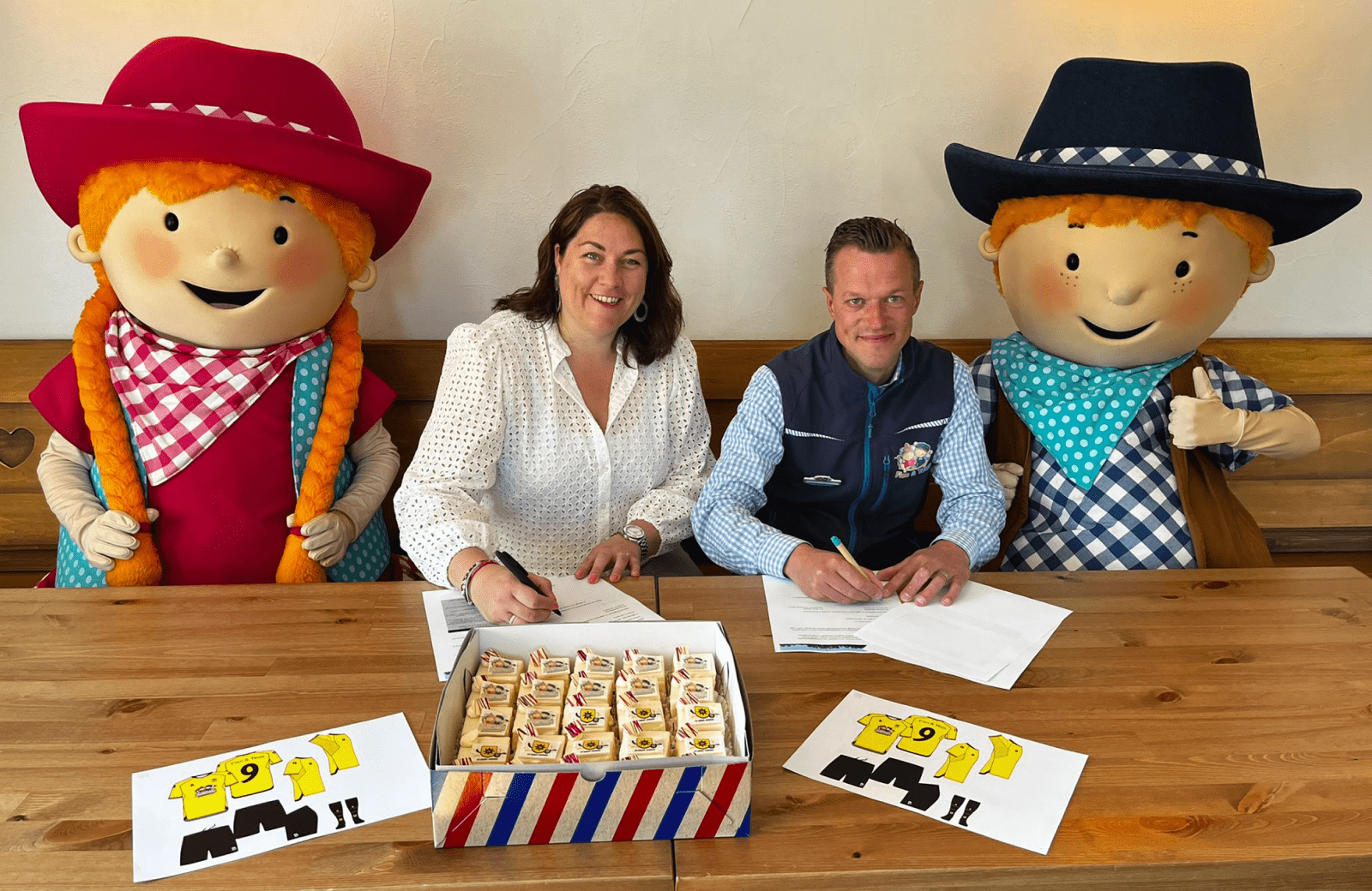 Avonturenboerderij Molenwaard is de nieuwe sponsor van de jeugdteams van VV Groot-Ammers